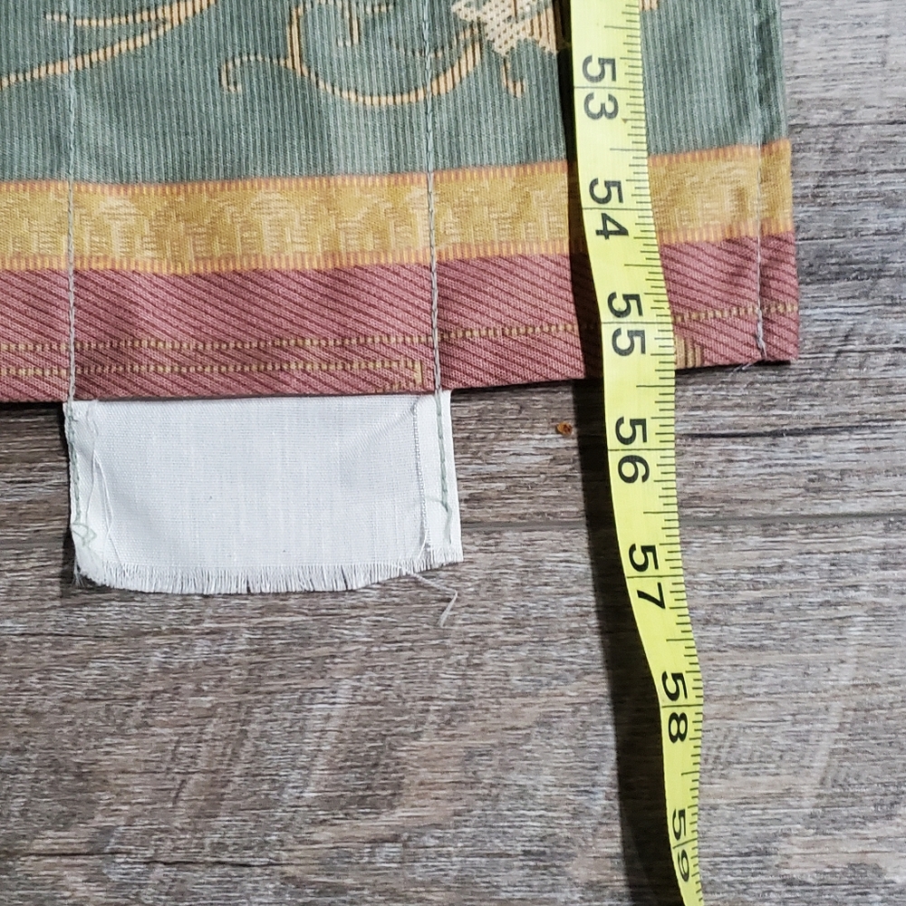 2 window Valances - Picture 4 of 5